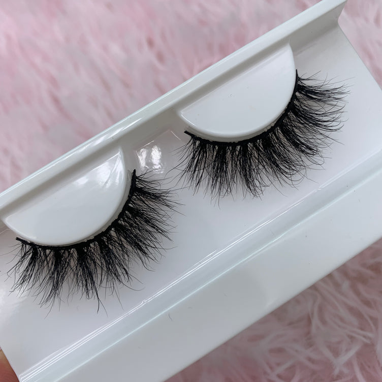 13 Pair The $105 Luxury Mink Lashes Are Only $39.90 Today Super value for money!!!